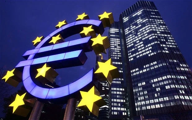 ECB's “Stablecoin Alert”: Will the Eurozone Be Dollarized—or Enter a New Era?